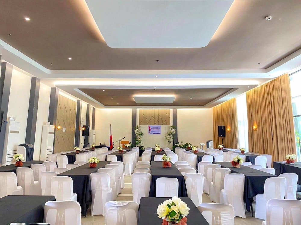 Pinnacle Boracay 53/67