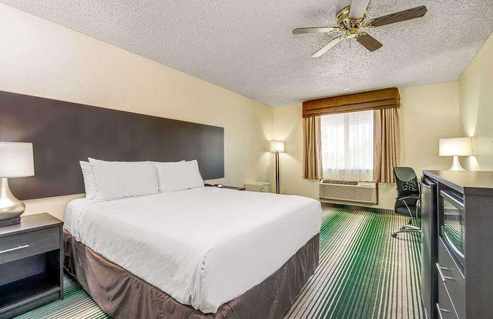SureStay Plus by Best Western Montrose 16/48