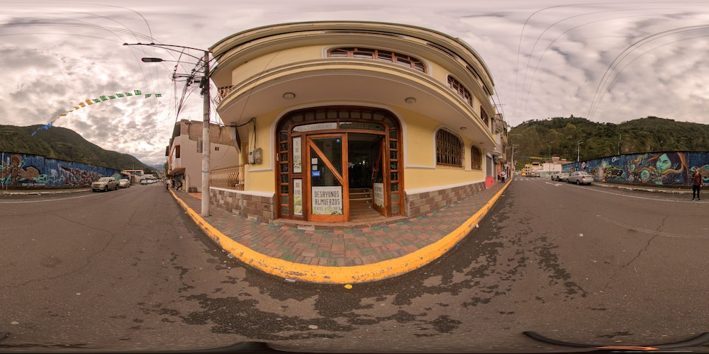 Hotel Donde Marcelo 63/68