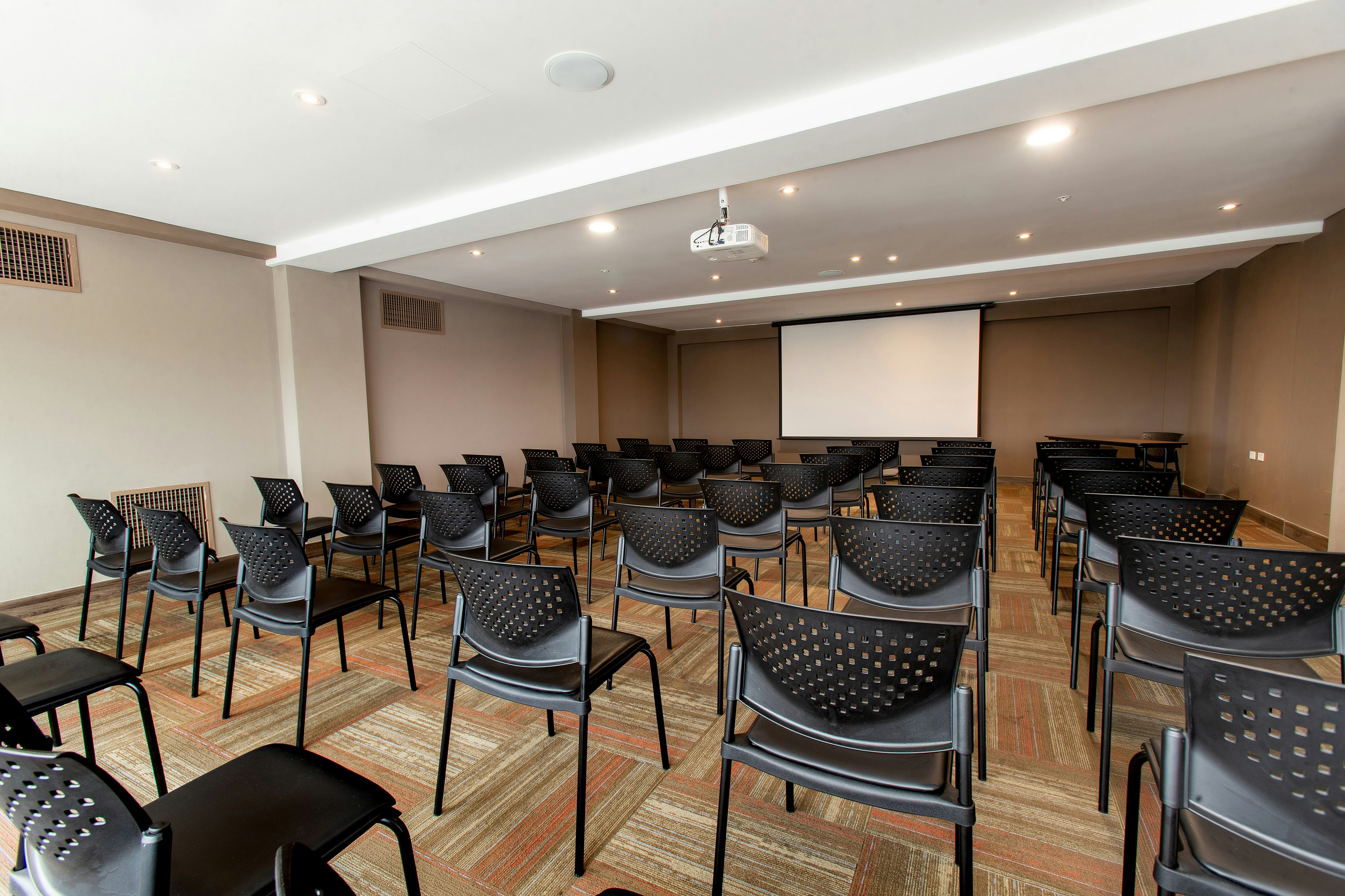 Hampton by Hilton Lima San Isidro 13/17