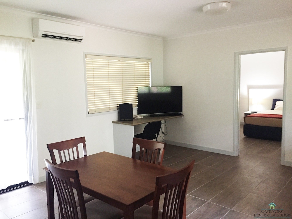 CAPE YORK PENINSULA LODGE 20/25