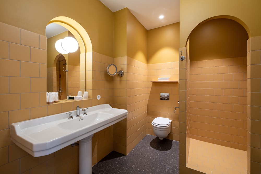 Hotel Villa Josephine 30/31