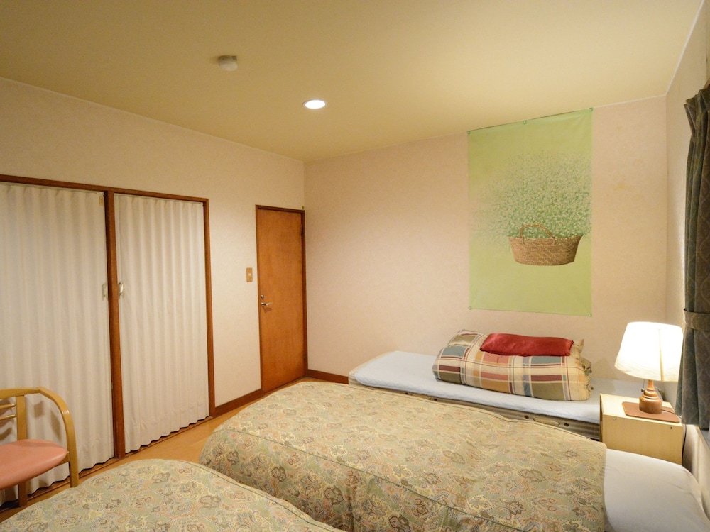 Pension Avenue 5/35