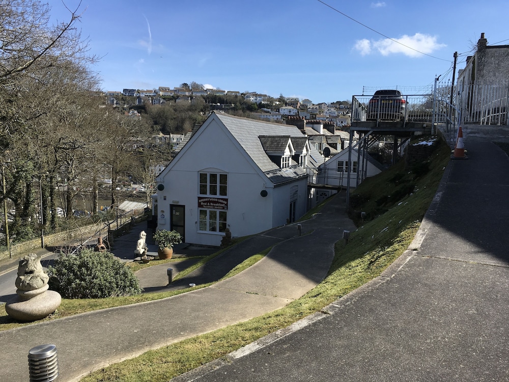 Cherrywood Lodge 2/50