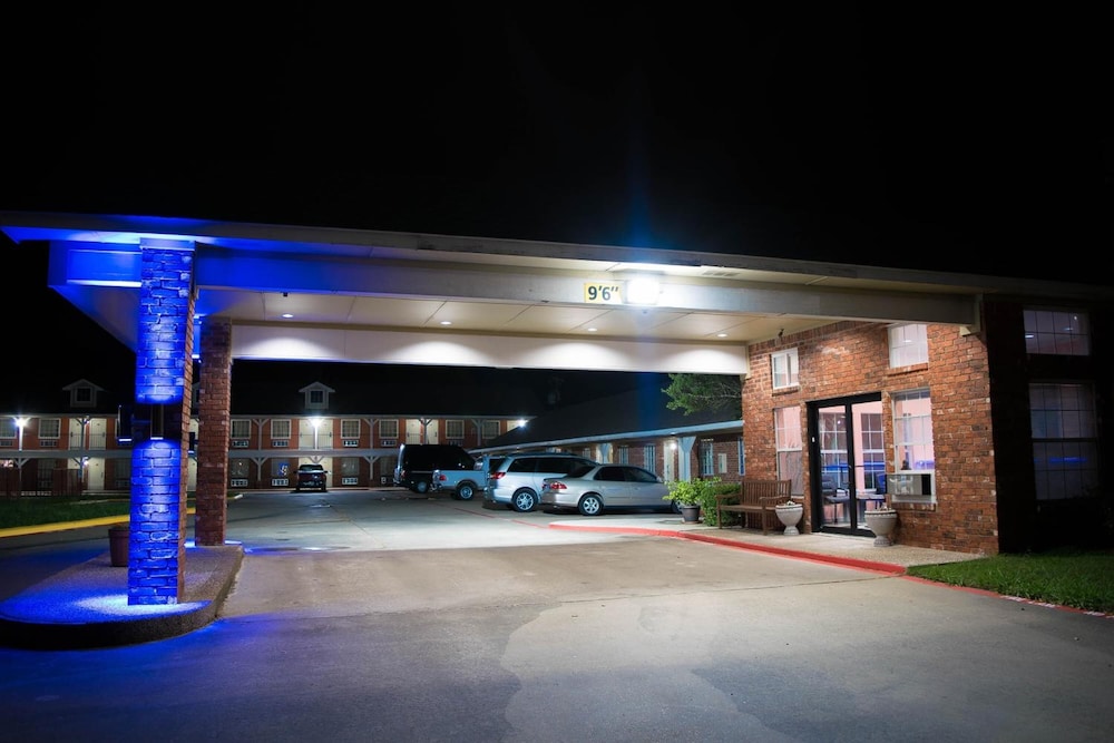 Countryside Inn 42/49