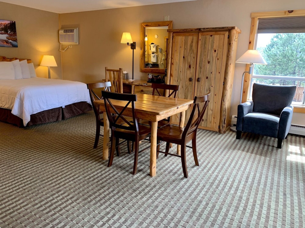 Hotel Estes 48/66