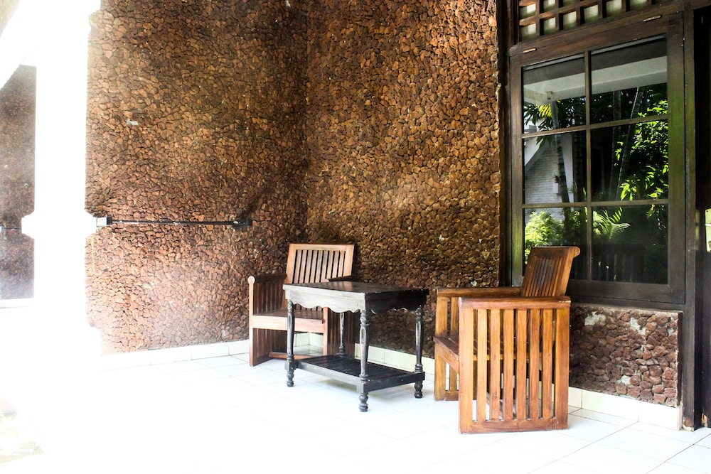 Berlian Inn 6/50