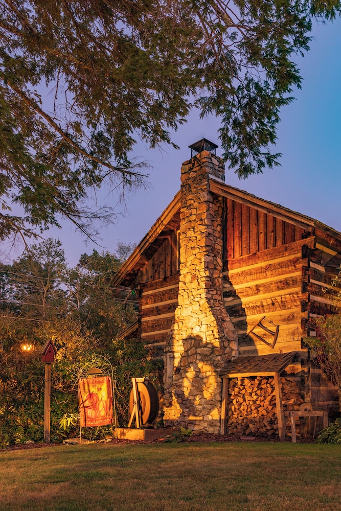 Azalea Garden Inn 3/50