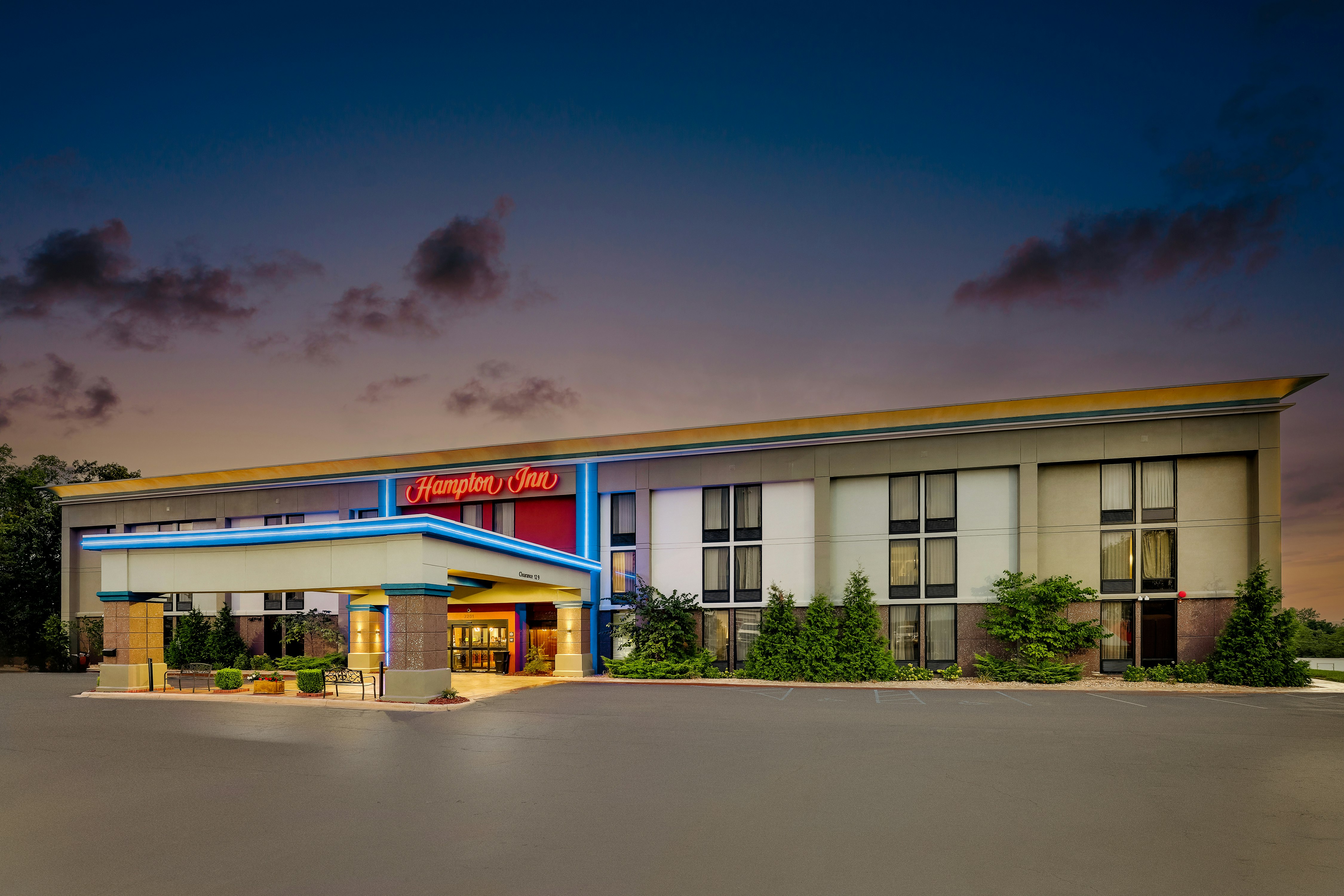Hampton Inn Rolla 2/56