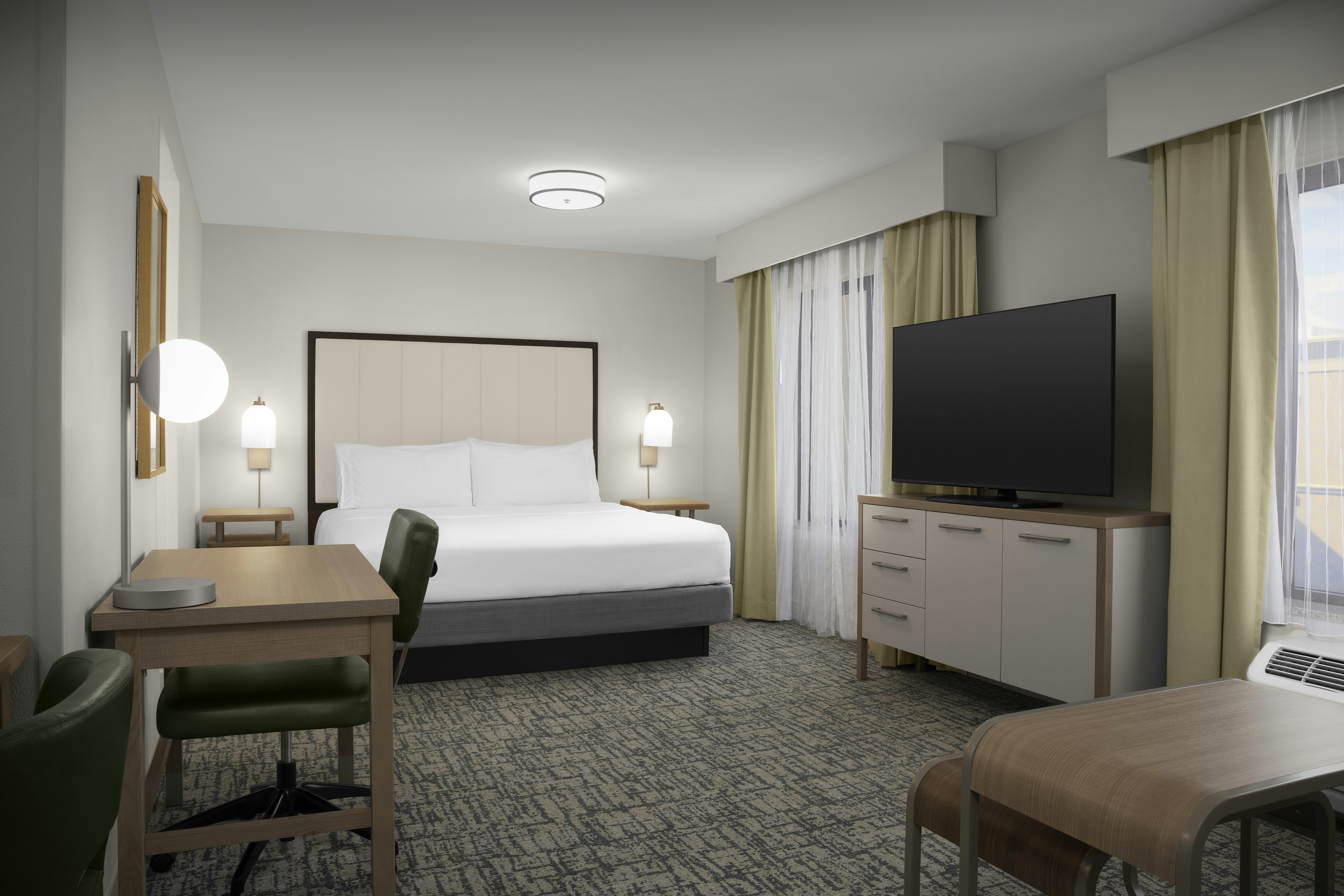 STUDIO, KING BED, ACCESSIBLE