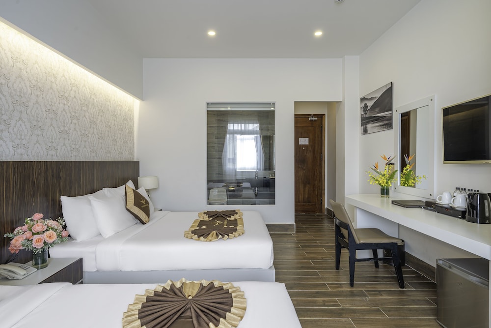 Minh Chien Hotel 18/100