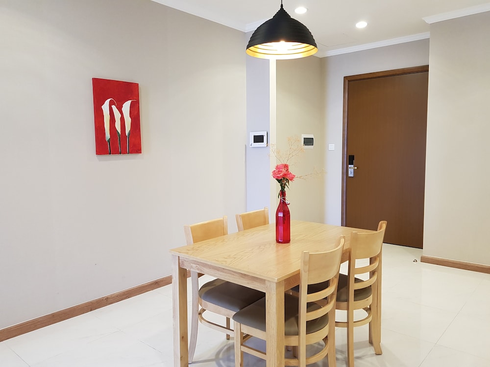 The Berry Luxury Serviced Apartment 30/50