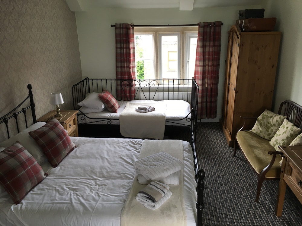The Hollies Inn 14/29