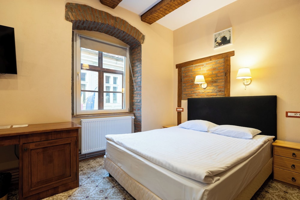 STANDARD, DOUBLE BED