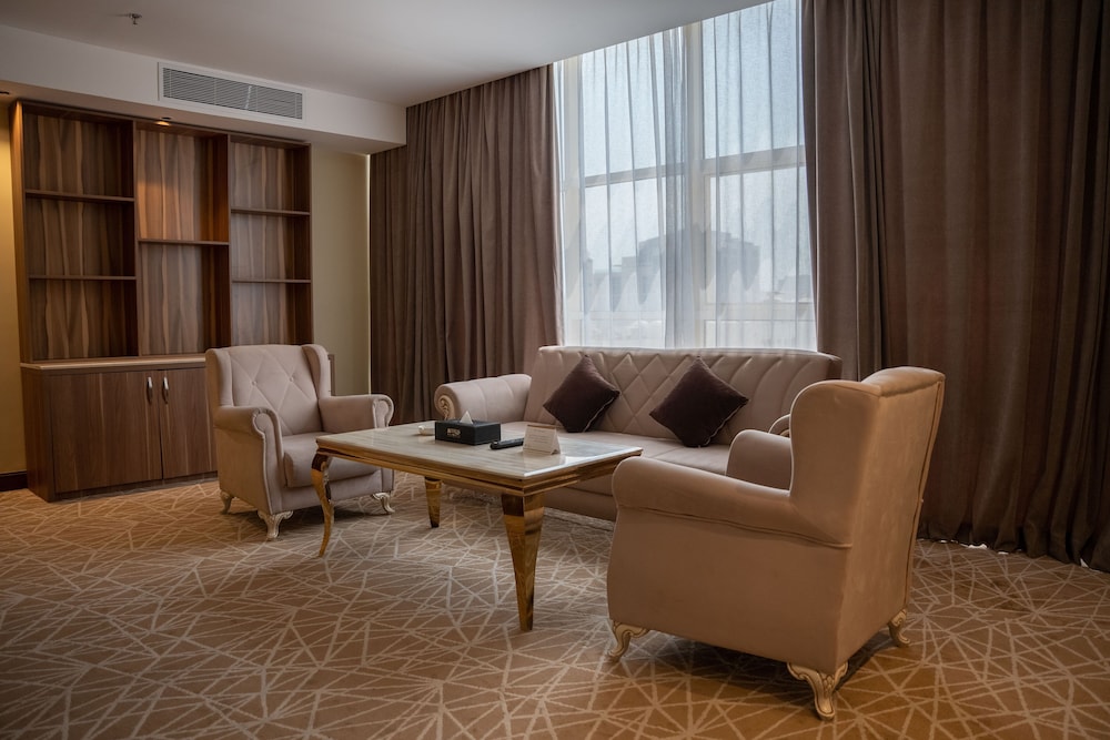 العنوان فندق الحمراء(Rosemond Alhamra (EX.Address Al Hamra)) 27/43