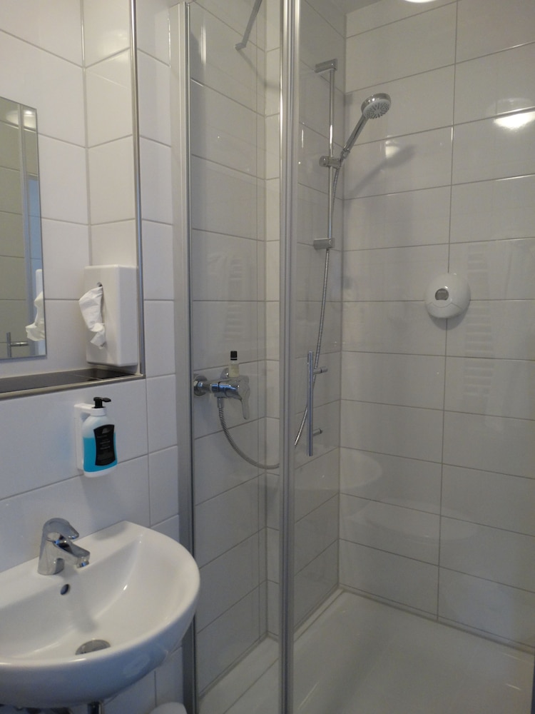 Hotel Stay 44/50