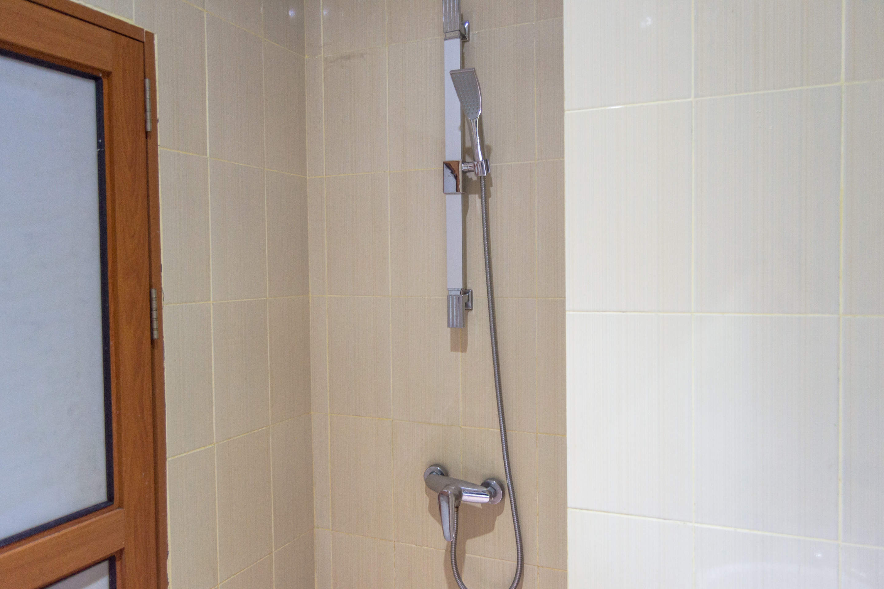 OYO 775 Aviari Hotel 35/50