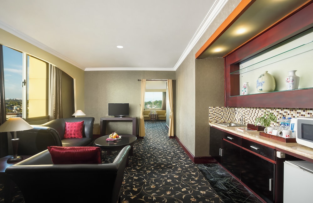 Swiss-Belhotel Tarakan 40/63