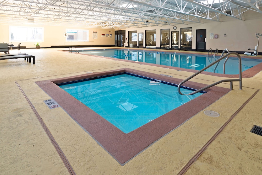 Days Inn by Wyndham Plattsburgh 21/37