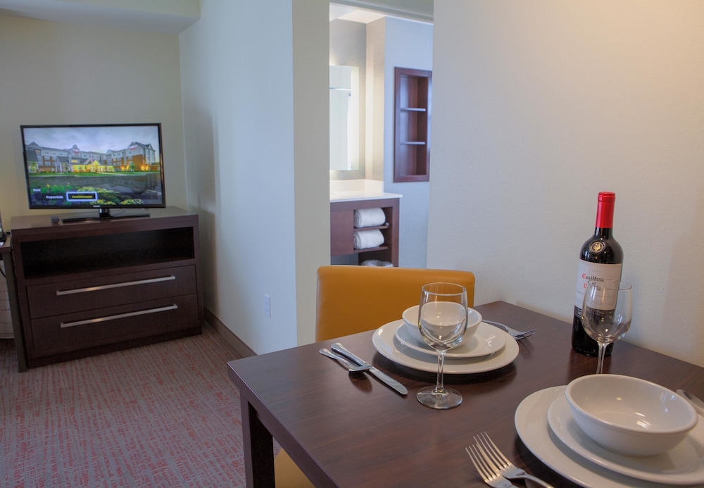 RESIDENCE INN DECATUR FORSYTH 23/38