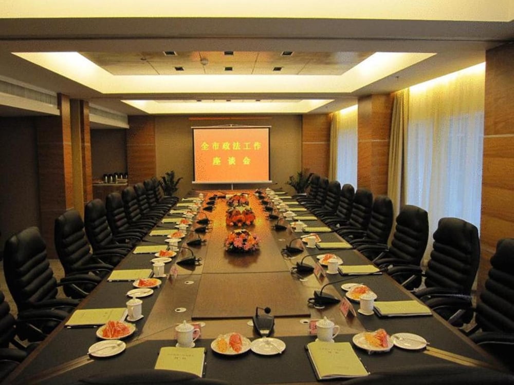 Glarun Jinling HOTEL 61/66