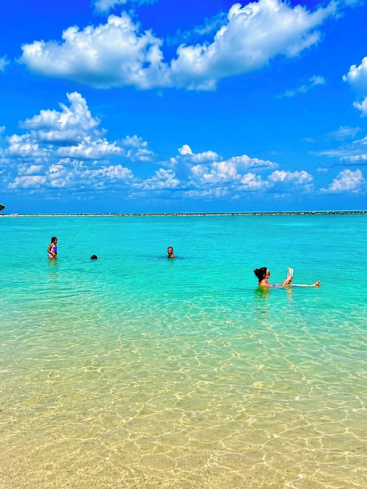 Combo Beach Hotel Samui 47/49