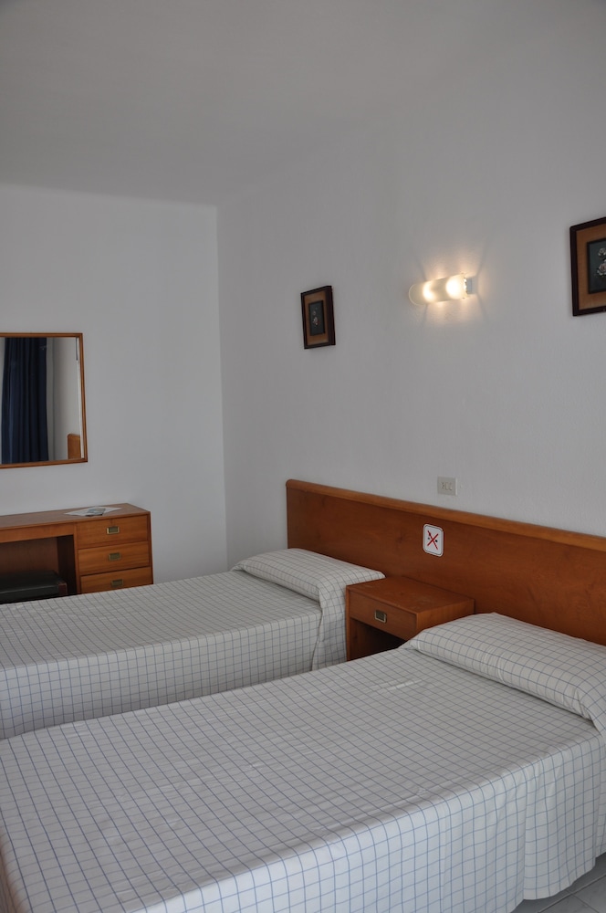 Hotel Gami Adults Only 25/53