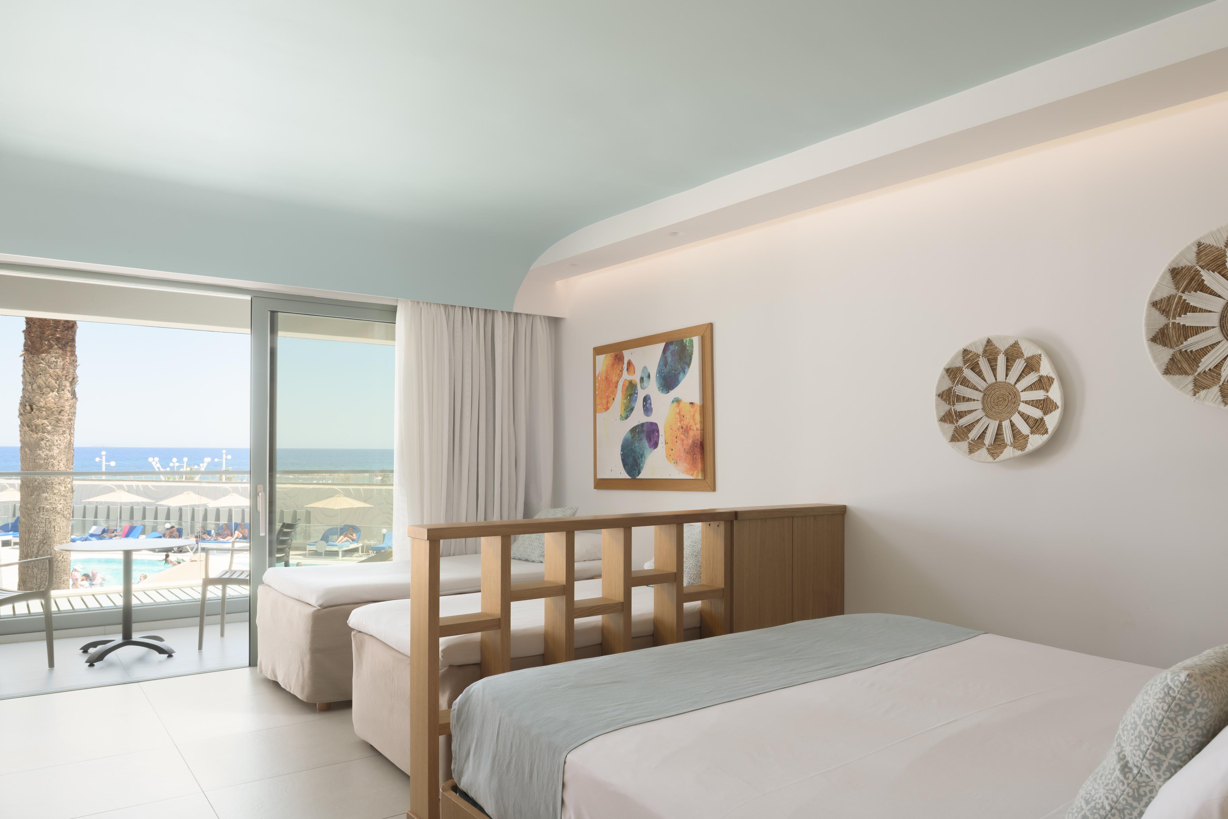 Family room - Open Plan - Sea View