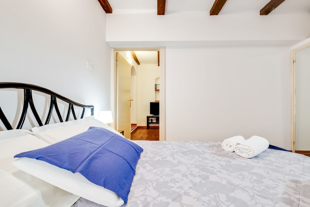 BolognaRoomscom- Santo Stefano Apartments 5/20