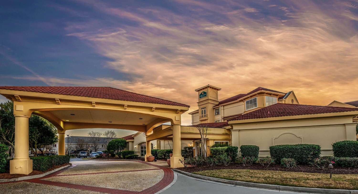 La Quinta Inn & Suites by Wyndham Myrtle Beach Broadway Area 2/54