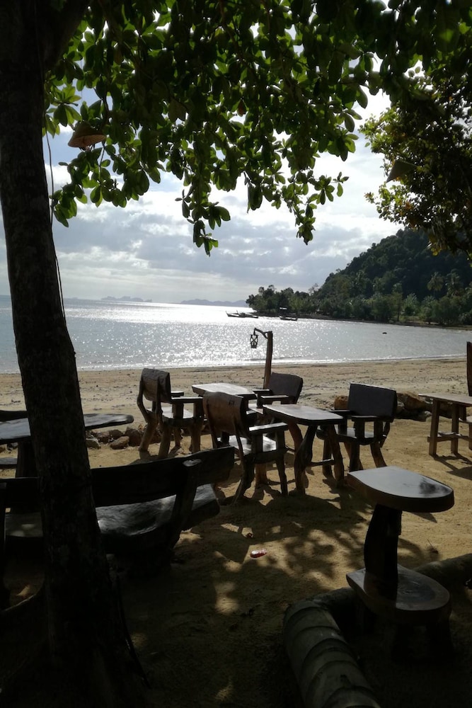 Bonhomie Beach Cottages 36/44