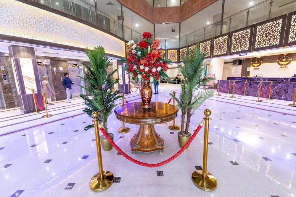 فندق سفير المسك(Safeer Almisk Hotel Mecca) 18/52