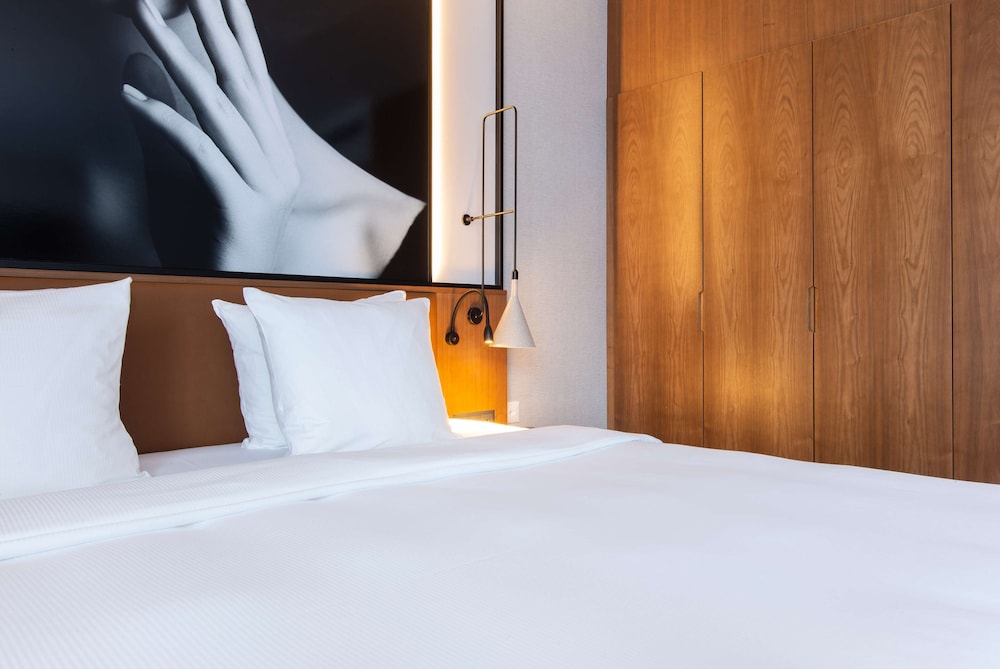 RADISSON BLU HOTEL BASEL 20/74