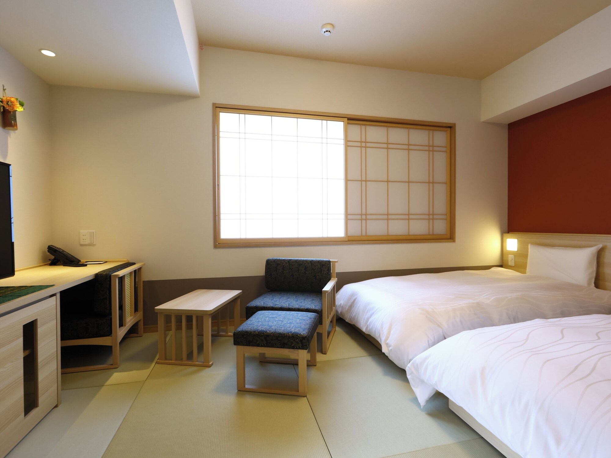BASIC, TWIN BEDS