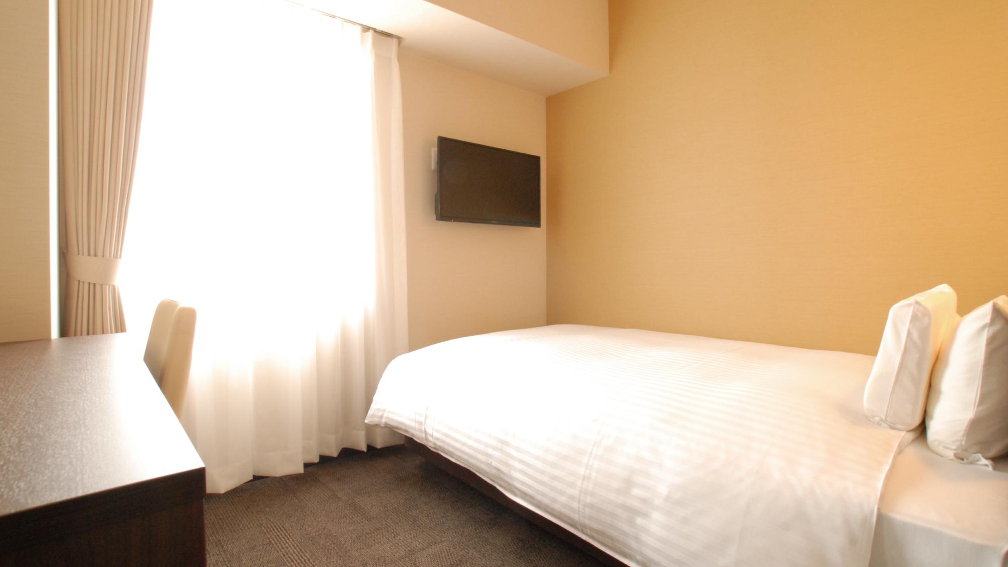 Semi Room, Single, Semi Double Bed