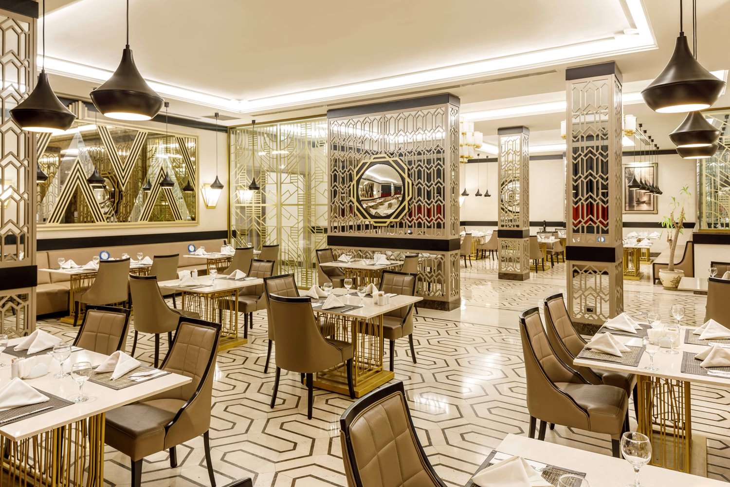 Ramada By Wyndham Istanbul Golden Horn 38/58