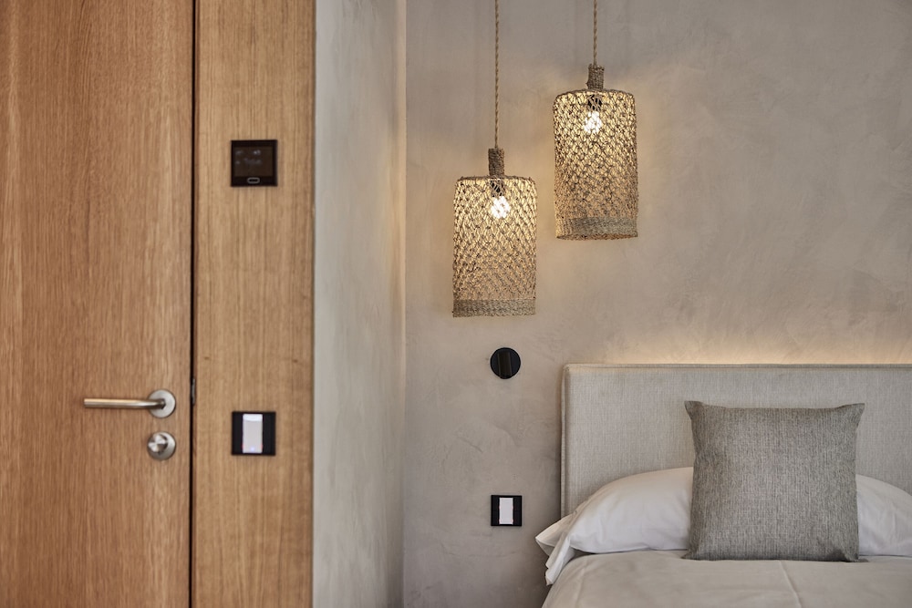 Joe S Gomila Boutique Hotel 61/72