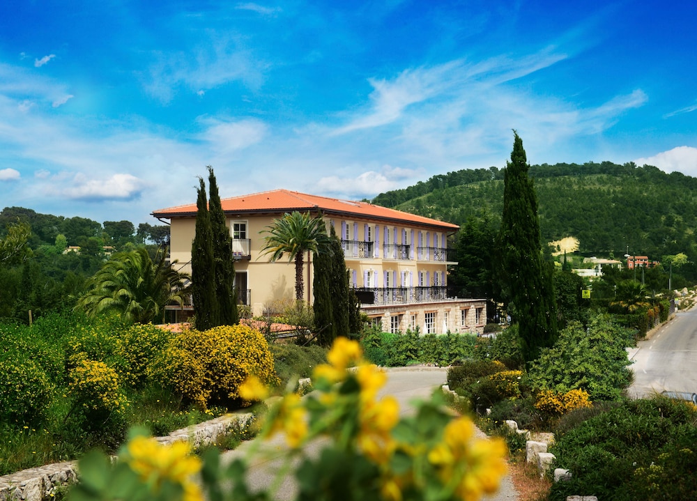 Hotel Eze Hermitage 47/52