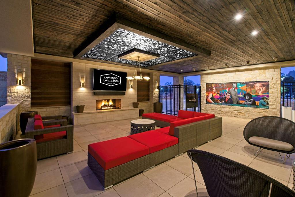 STUDIO, SUITE, KING BED, BATHTUB, ACCESSIBLE