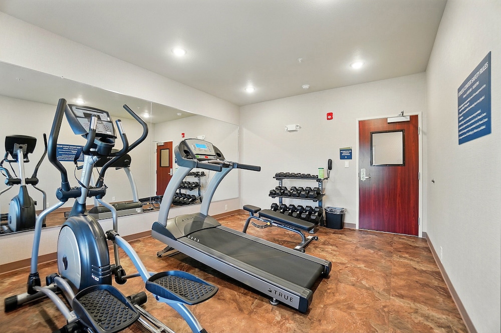 Cobblestone Hotel & Suites - Russells Point at Indian Lake 17/50