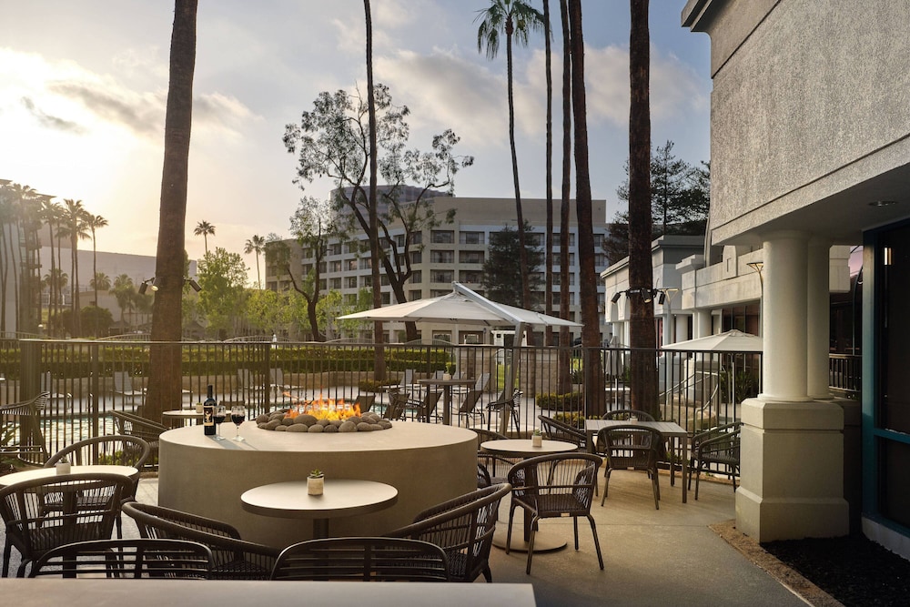 Costa Mesa Marriott 38/51