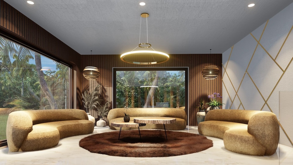 Alia Luxury Suites and Spa 151/169