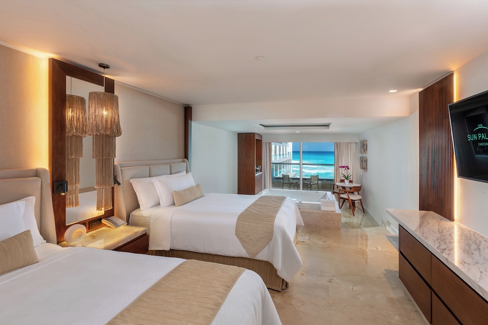JUNIOR SUITE, SUPERIOR, 2 DOUBLE BEDS, OCEAN VIEW