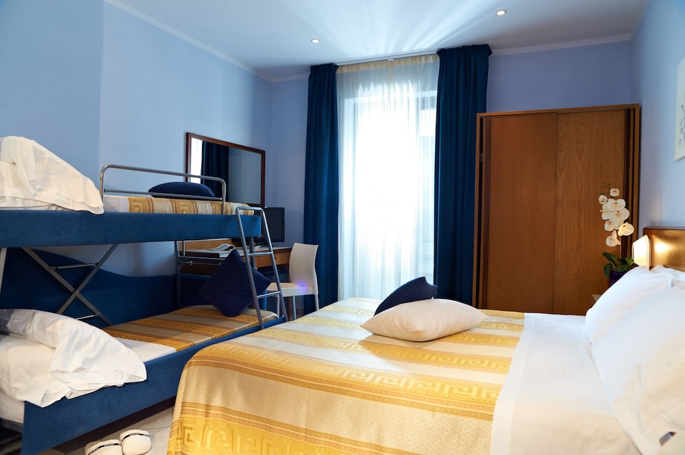 Hotel Sirio 15/44