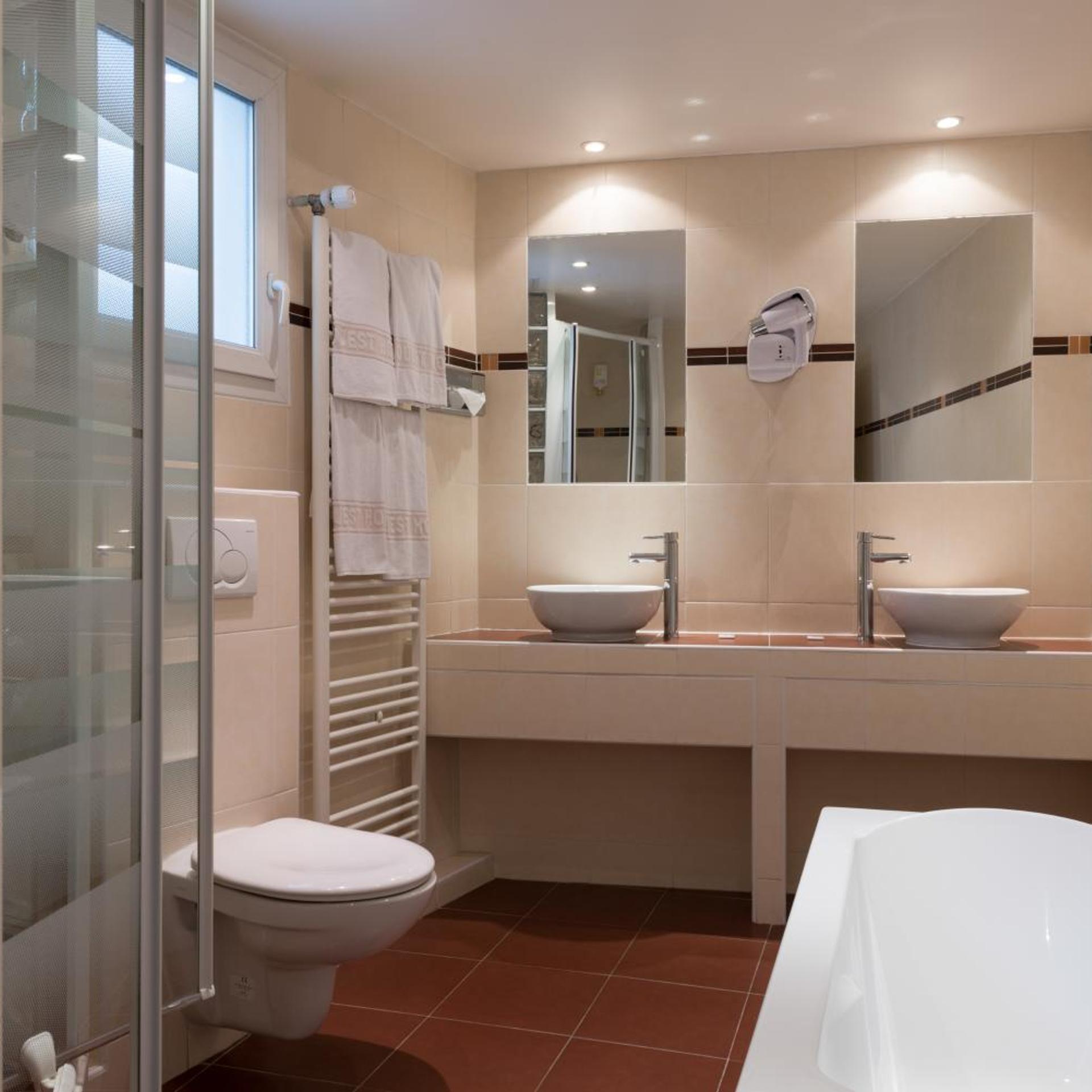 Louest Hotel 44/50