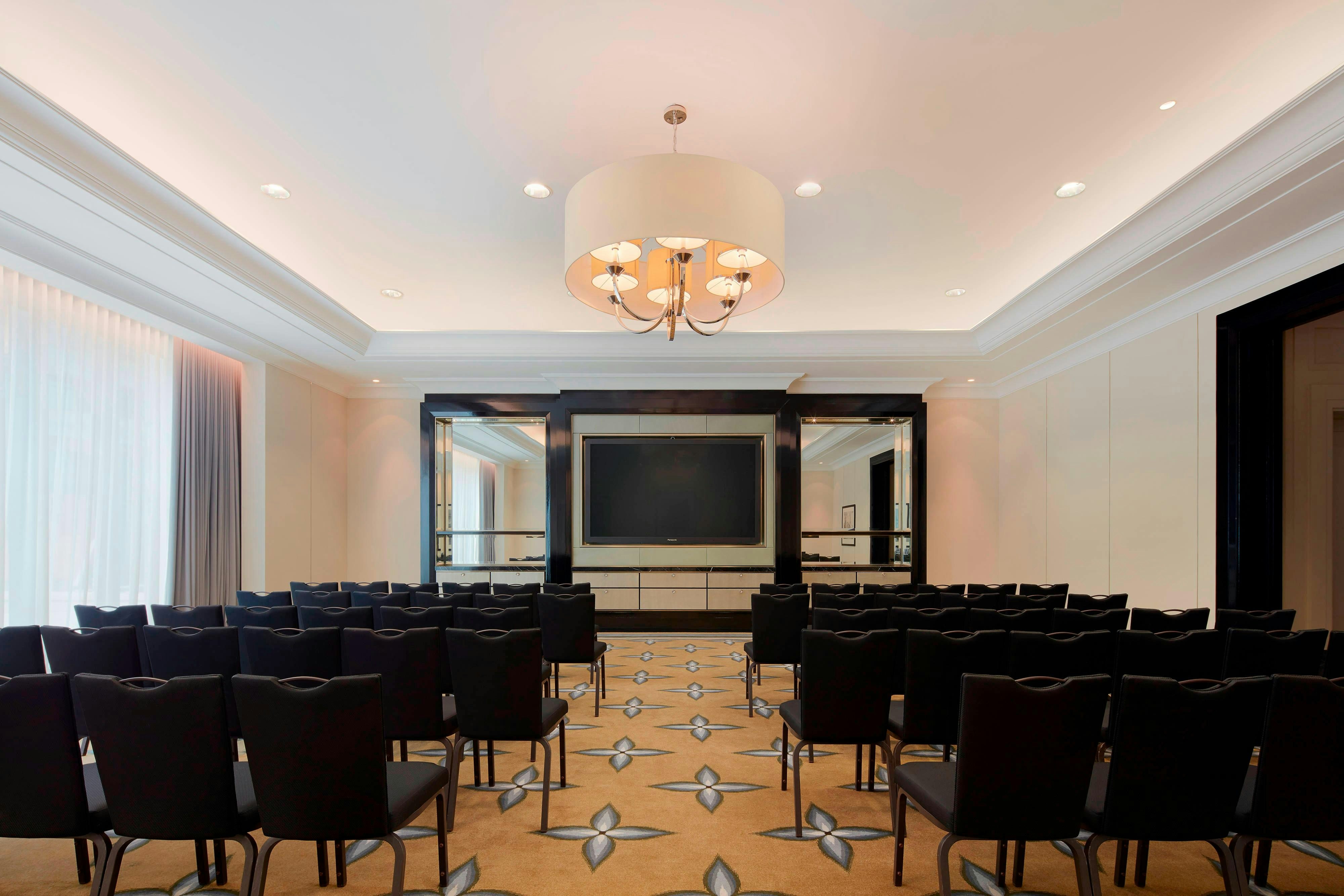 THE ST. REGIS KUALA LUMPUR 64/72