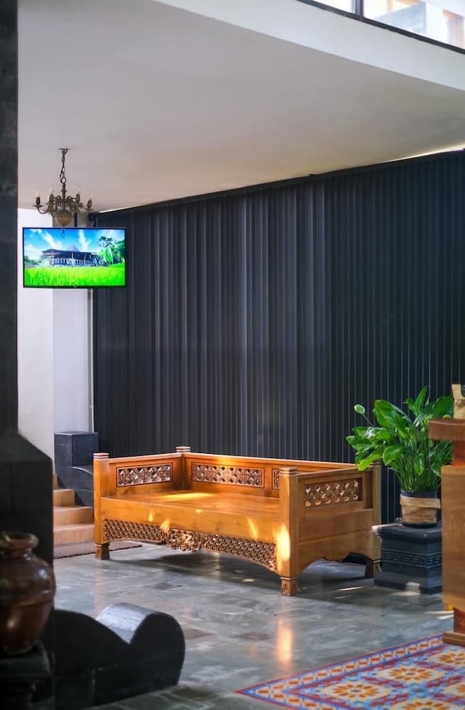 Abhayagiri - Sumberwatu Heritage Resort 5/55