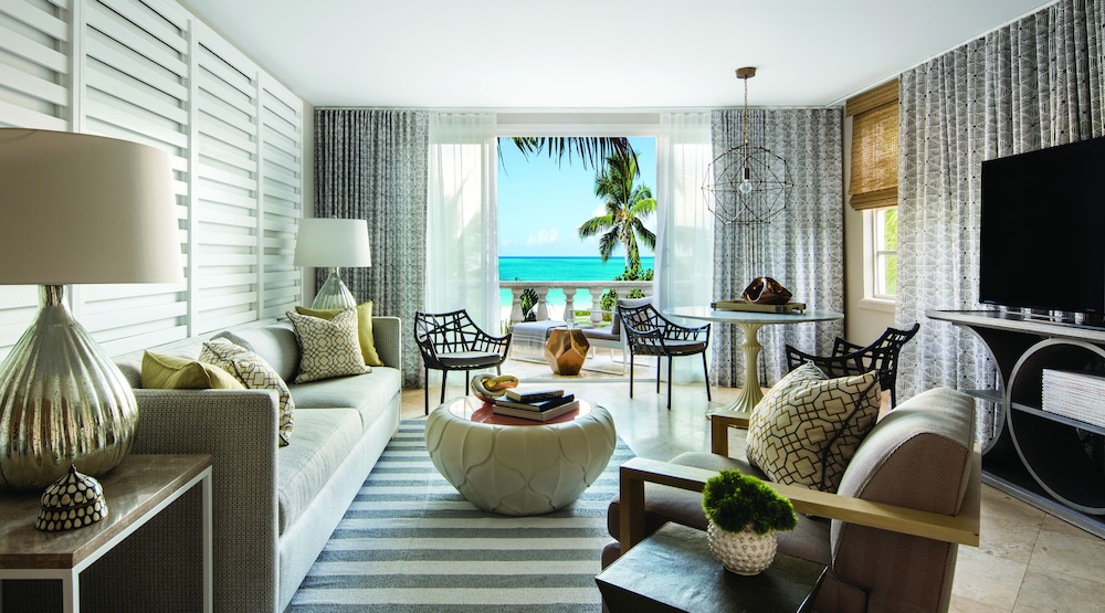 Grace Bay Club 48/83