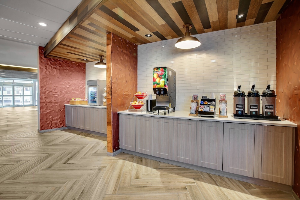 Fairfield Inn & Suites by Marriott Bardstown 6/42
