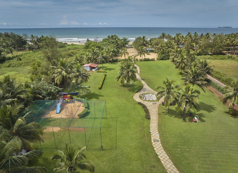 Royal Orchid Beach Resort & Spa, Goa 62/67